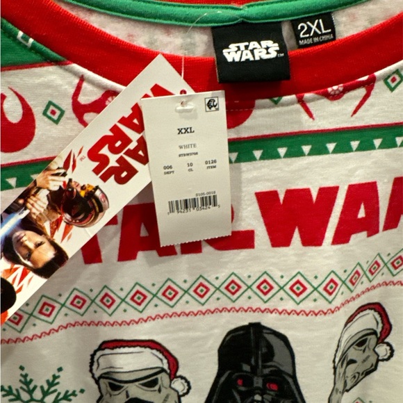 Disney Star Wars NWT Darth Vader  Ugly Christmas Sweatshirt Size 2X - Picture 2 of 4